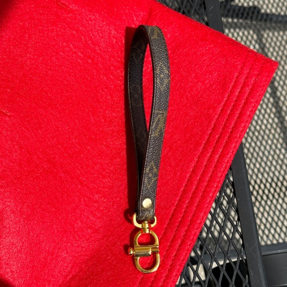 Louis Vuitton Vintage Boho Bags French tote dirty blonde w/side fringe. - Picture 2 of 4